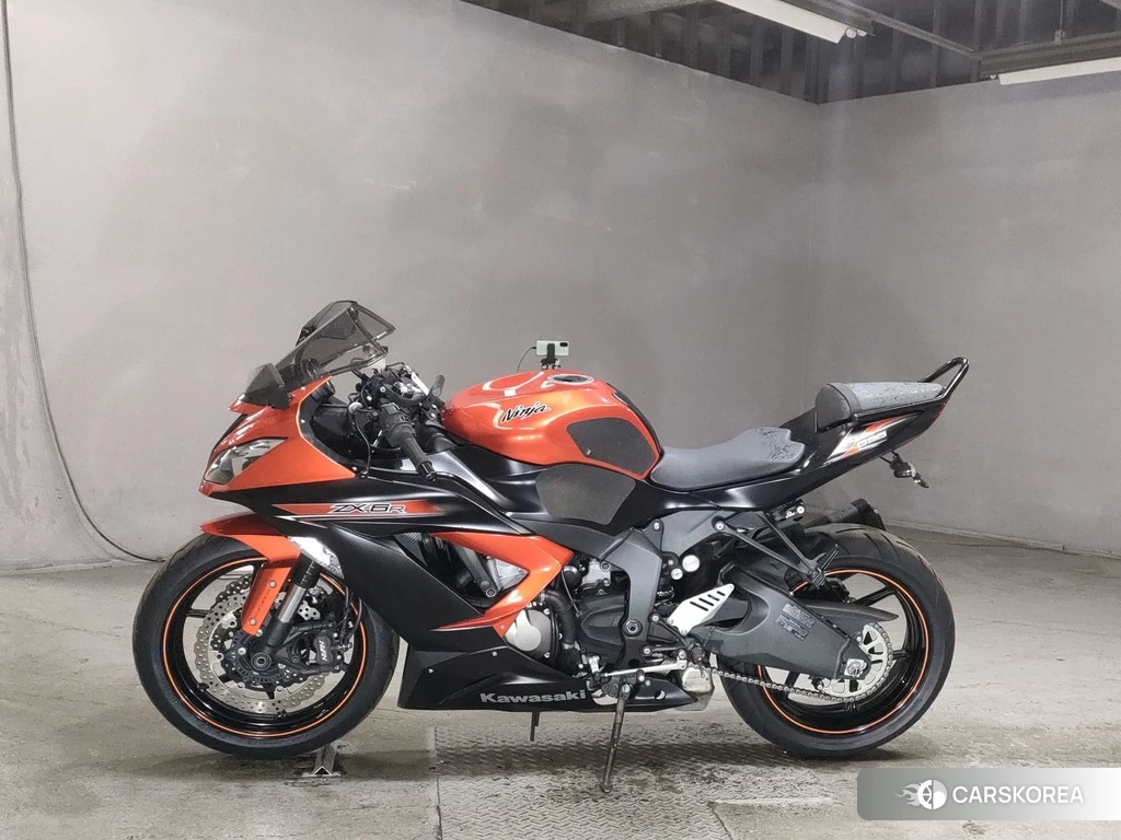 Проданный Kawasaki ZX-6R NINJA 2015 из Японии, фото 2