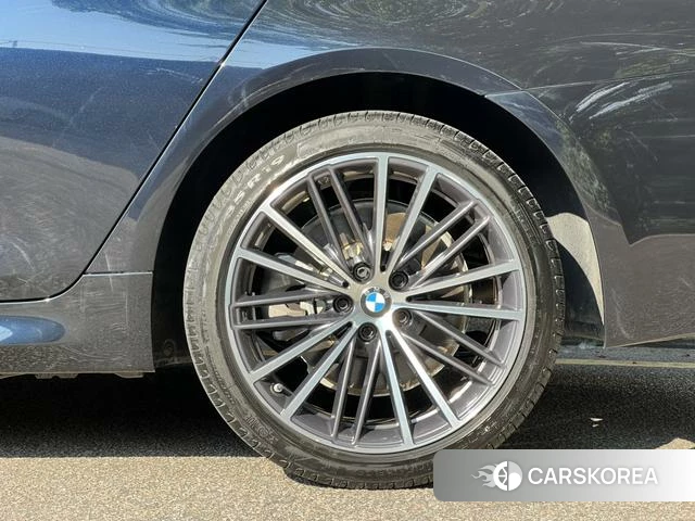 BMW 5 series id 4277243 из Китая 9