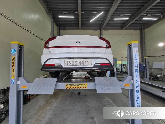 Hyundai Sonata (DN8) 2022 Белый из Кореи, фото 2