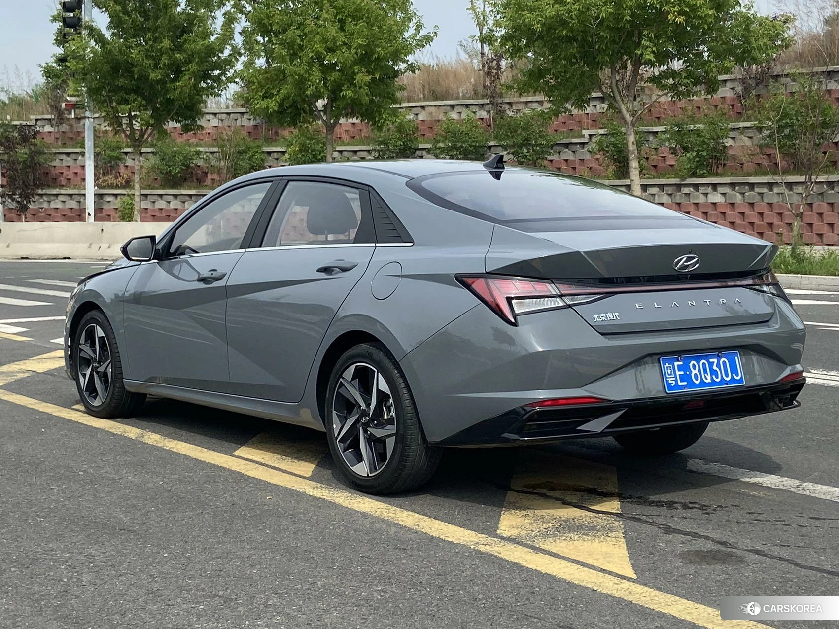 Hyundai Elantra id 4485463 из Китая 7