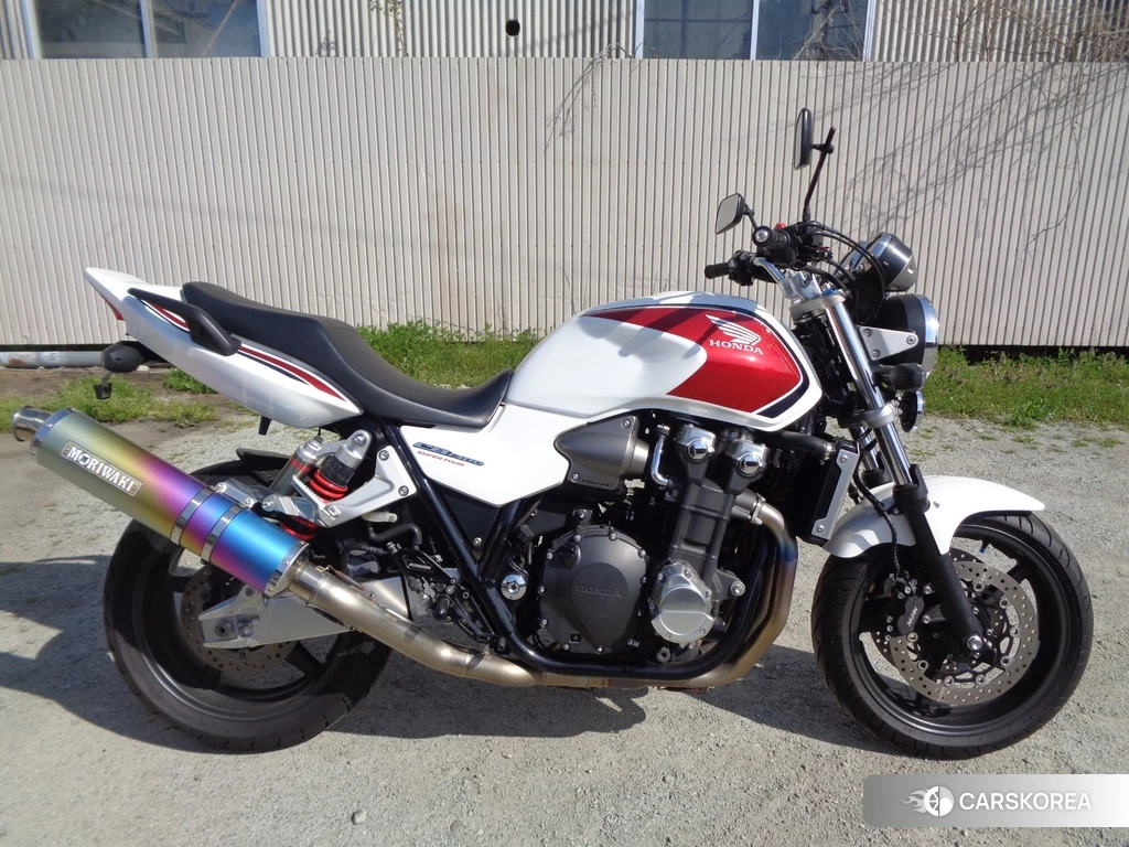 Проданный Honda CB1300SF 2011 из Японии
