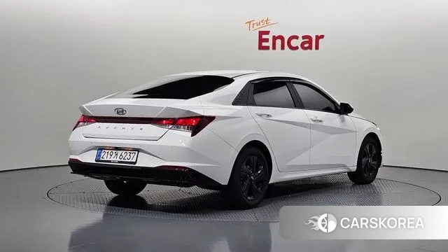 Hyundai Avante Hybrid (CN7) id 3273105 из Кореи 12