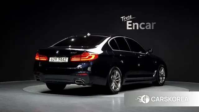 BMW 5 Series (G30) id 3682640 из Кореи 12