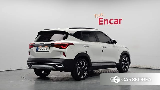 Kia Seltos id 4585501 из Кореи 11