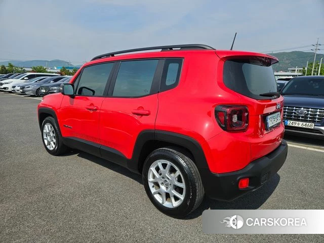 Jeep Renegade id 4268151 из Кореи 12