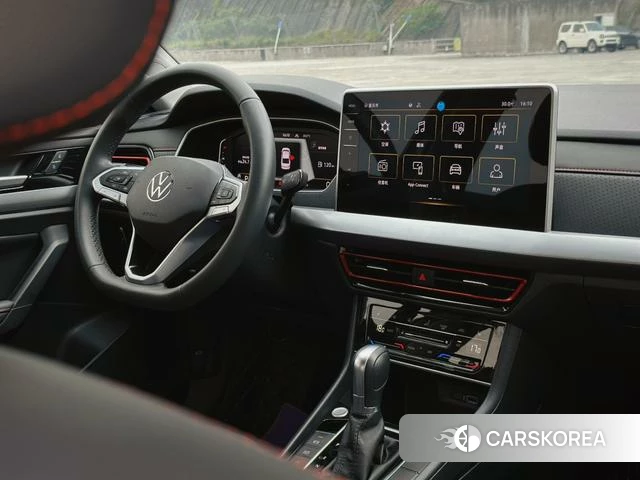 Volkswagen Lavida 2023 Темно-серый из Китая, фото 4