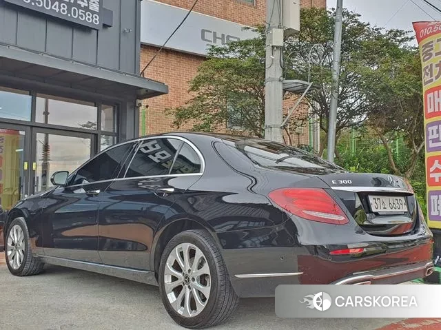 Mercedes-Benz E-Class W213 2019 Черный из Кореи, фото 5