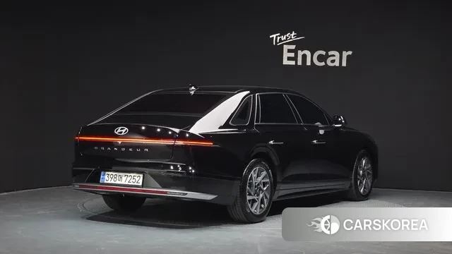 Hyundai Grandeur (GN7) id 3596346 из Кореи 12