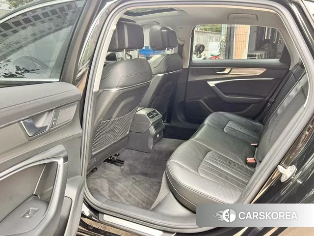 Audi A6L 2021 Черный из Китая, фото 2