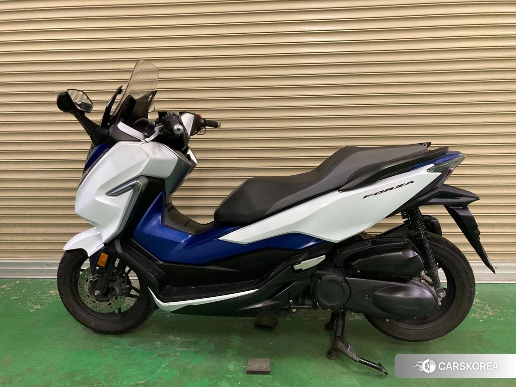 Проданный Honda FORZA 2018 из Японии, фото 2
