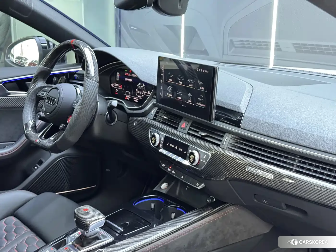 Audi RS 5 2023 Белый из Китая, фото 2