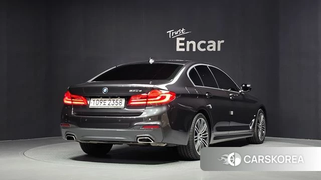 BMW 5 Series (G30) id 4727193 из Кореи 12