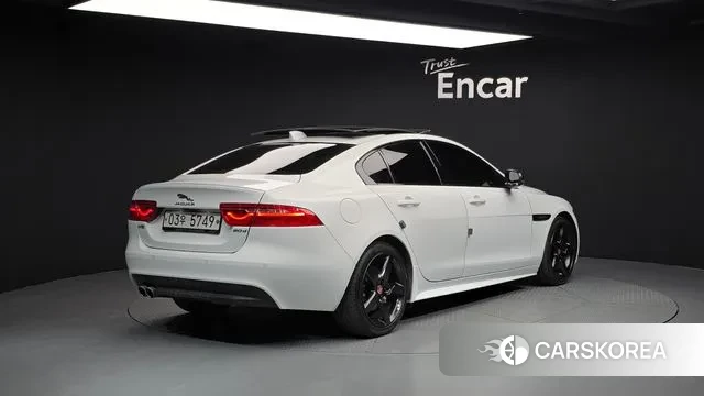 Jaguar XE id 3520330 из Кореи 12