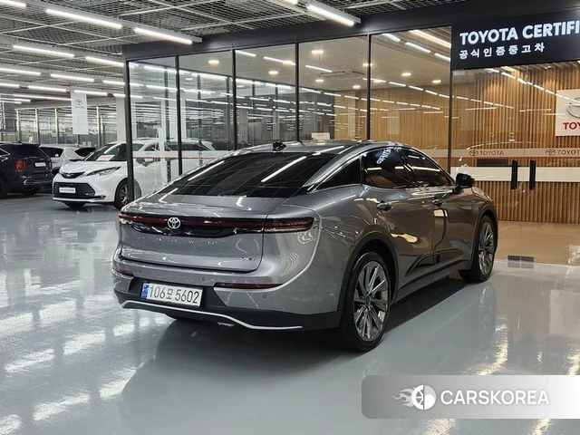 Toyota Crown Crossover id 4602558 из Кореи 11