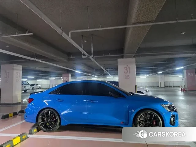 Audi RS3 (8Y) 2024 Синий из Кореи, фото 2