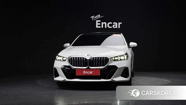 BMW 5 Series (G60) id 4266145 из Кореи 12