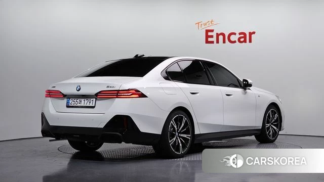 BMW 5 Series (G60) id 4421568 из Кореи 12