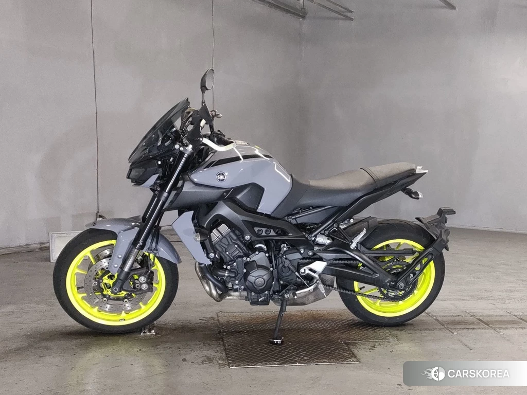 Проданный Yamaha MT-09 2017 из Японии