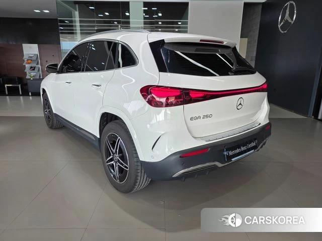 Mercedes-Benz EQA H243 2024 Белый из Кореи, фото 6