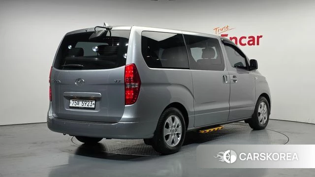 Hyundai The New Grand Starex id 3955359 из Кореи 12