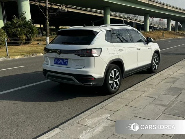 Volkswagen Tanyue 2023 Белый из Китая, фото 2