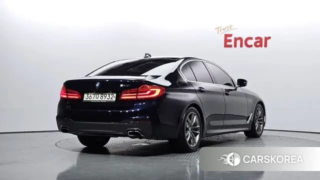 BMW 5 Series (G30) id 3033435 из Кореи 12