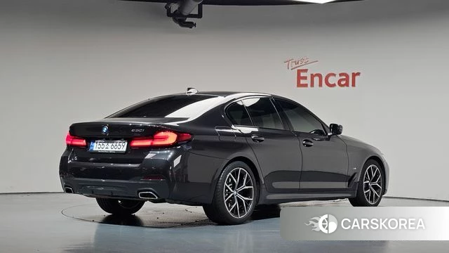 BMW 5 Series (G30) id 4898451 из Кореи 12