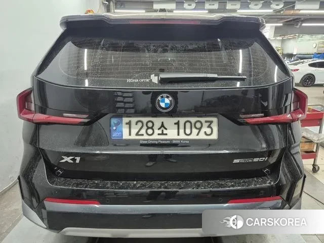 BMW X1 (U11) 2023 Черный из Кореи, фото 2