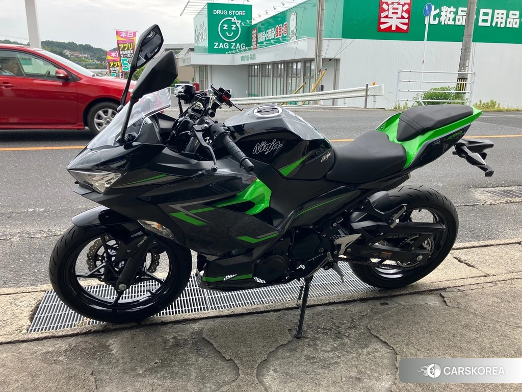 Проданный Kawasaki Ninja 400-2 2018 из Японии, фото 2