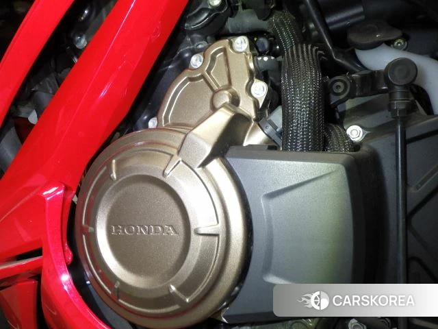 Engine photo