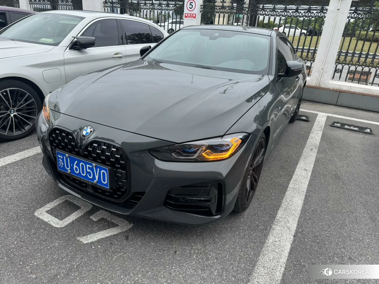 BMW 4 series 2021 Темно-серый из Китая, фото 4