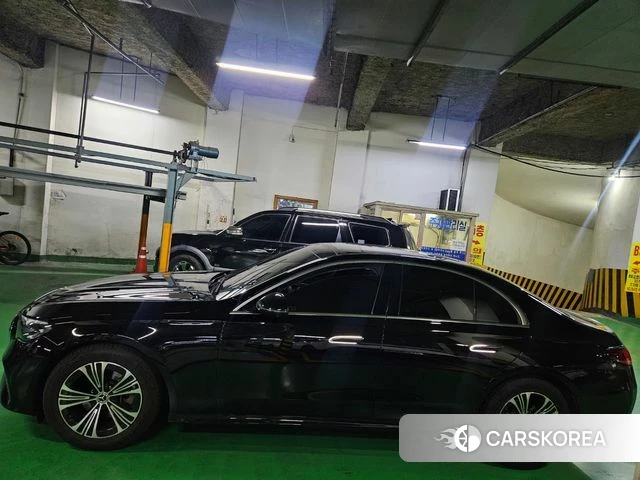 Mercedes-Benz E-Class W214 2025 Черный из Кореи, фото 6