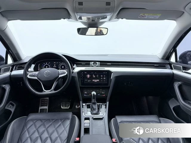 Volkswagen Magotan PHEV 2022 Черный из Китая, фото 4