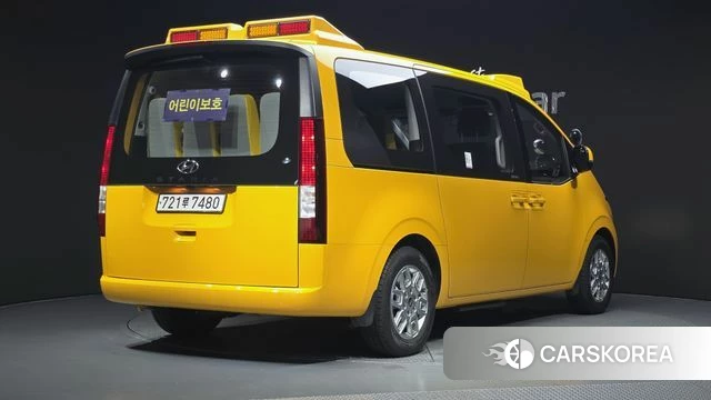 Hyundai Staria id 4617615 из Кореи 12