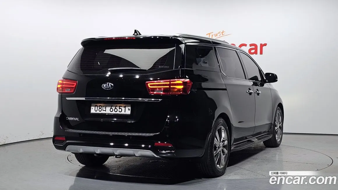 Kia The New Carnival id 1429901 из Кореи 12