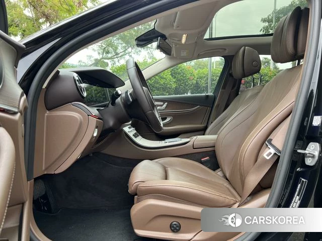 Mercedes-Benz E-class id 4222116 из Китая 9