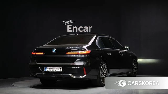 BMW 7 Series (G70) id 3805793 из Кореи 12