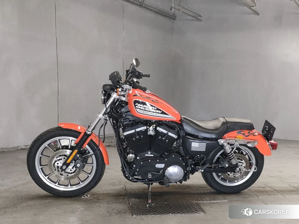 Проданный Harley-Davidson Sportster XL883R 2010 из Японии, фото 2