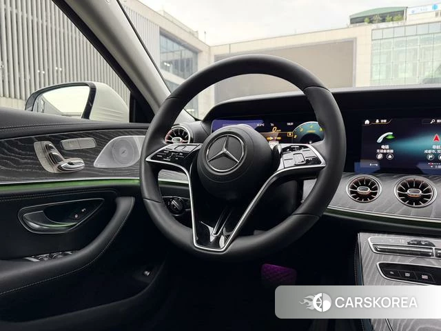 Mercedes-Benz CLS 2023 Белый из Китая, фото 2
