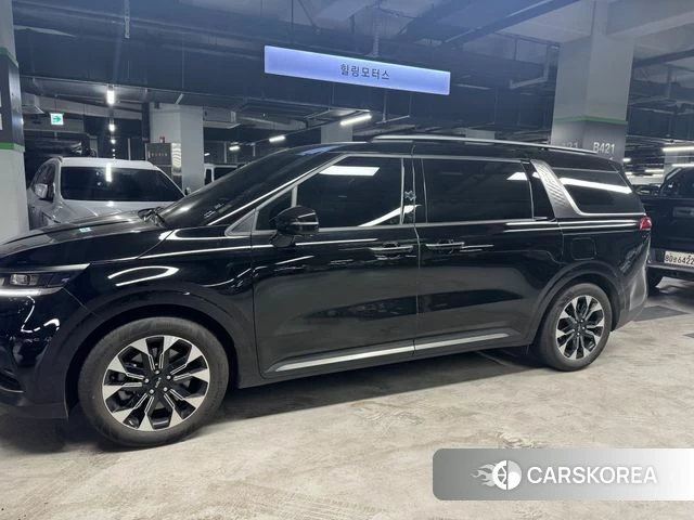 Kia Carnival 4th generation 2023 Черный из Кореи, фото 5