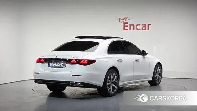 Mercedes-Benz E-Class W214 id 2883717 из Кореи 12