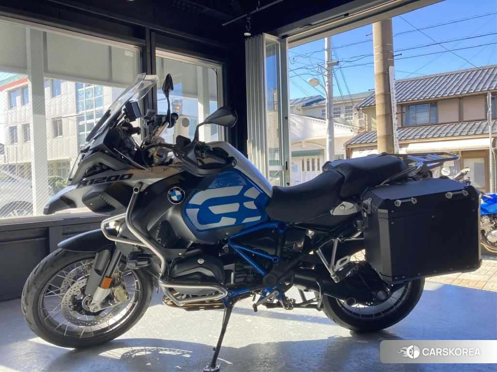 Проданный BMW R1200GS ADVENTURE 2018 из Японии