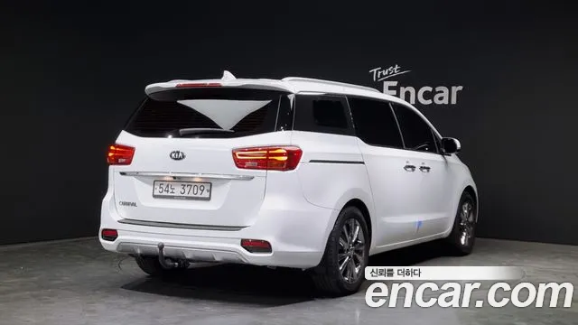 Kia The New Carnival id 2469161 из Кореи 12