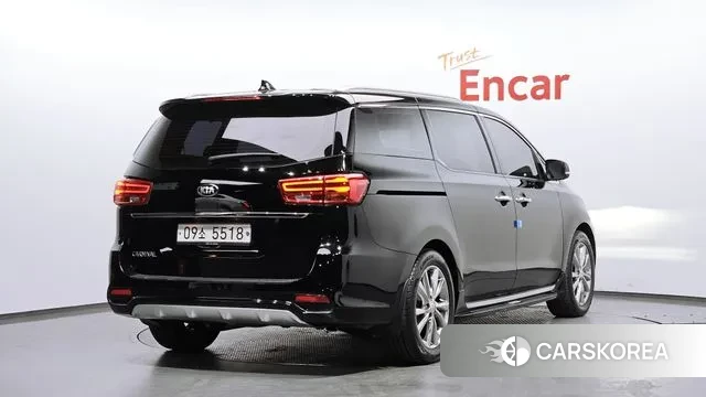 Kia The New Carnival id 3761031 из Кореи 12