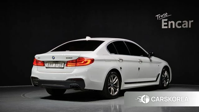 BMW 5 Series (G30) id 4318263 из Кореи 12