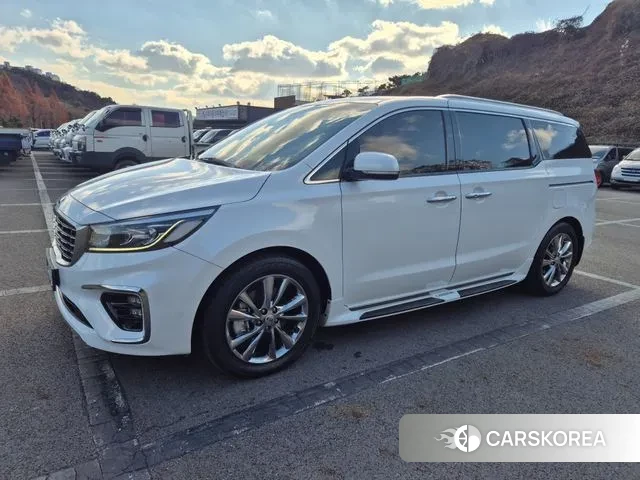 Kia The New Carnival id 3449326 из Кореи 12