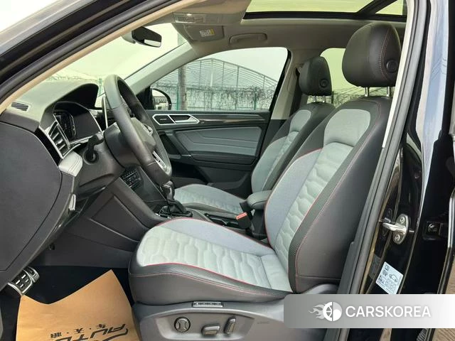 Volkswagen Tiguan L 2022 Черный из Китая, фото 2