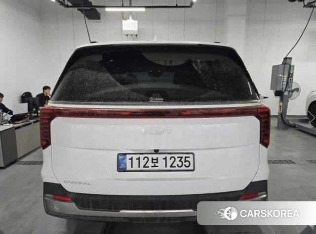 Kia The New Carnival 4th Generation 2025 Белый из Кореи, фото 5