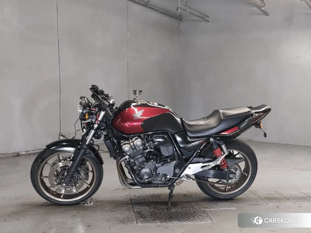 Проданный Honda CB400SF BOLDOR 2015 из Японии, фото 2