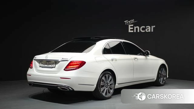 Mercedes-Benz E-Class W213 id 4232362 из Кореи 12